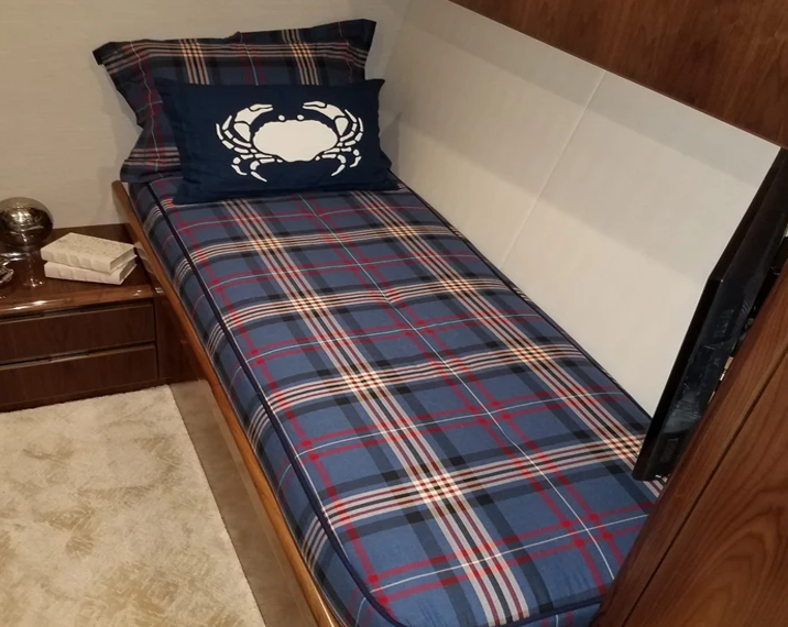 Custom Boat Mattress: How to Choose the Right Fit and Comfort for Your Vessel