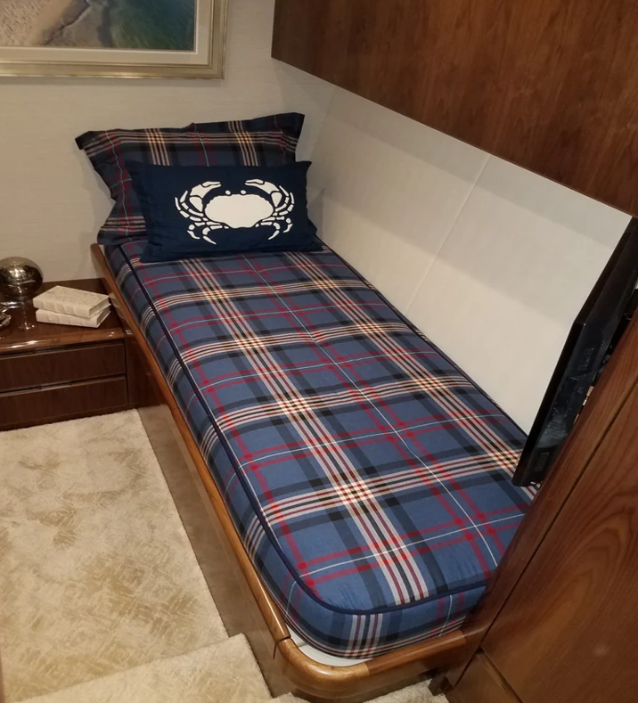 Custom Boat Mattress: How to Choose the Right Fit and Comfort for Your Vessel